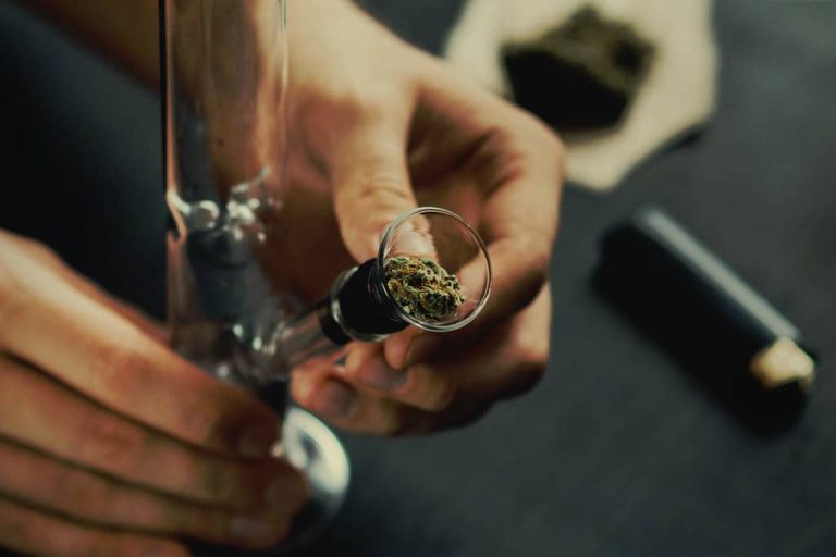 SMOKING ACCESSORIES
