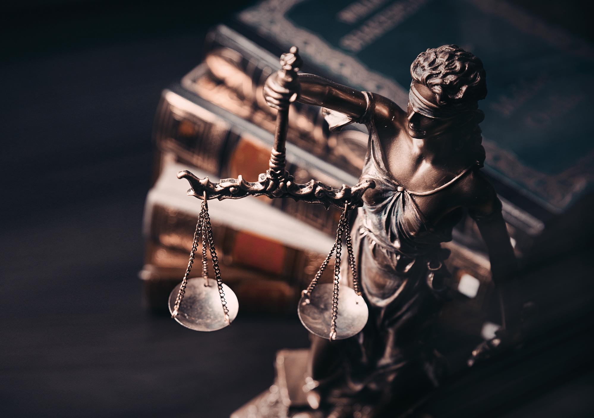 Benefits of Hiring a Criminal Lawyer