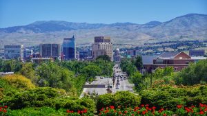 This is a good guide on what to take note of before considering about living in Idaho.